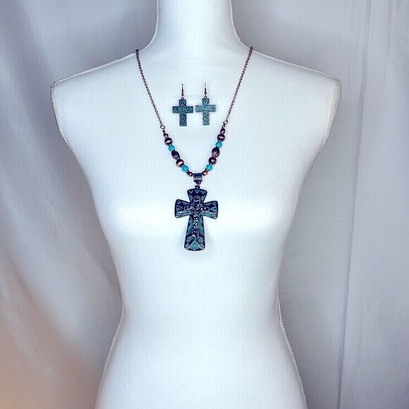 Western Cross Pendant Necklace and Earring Set - Picture 2 of 10